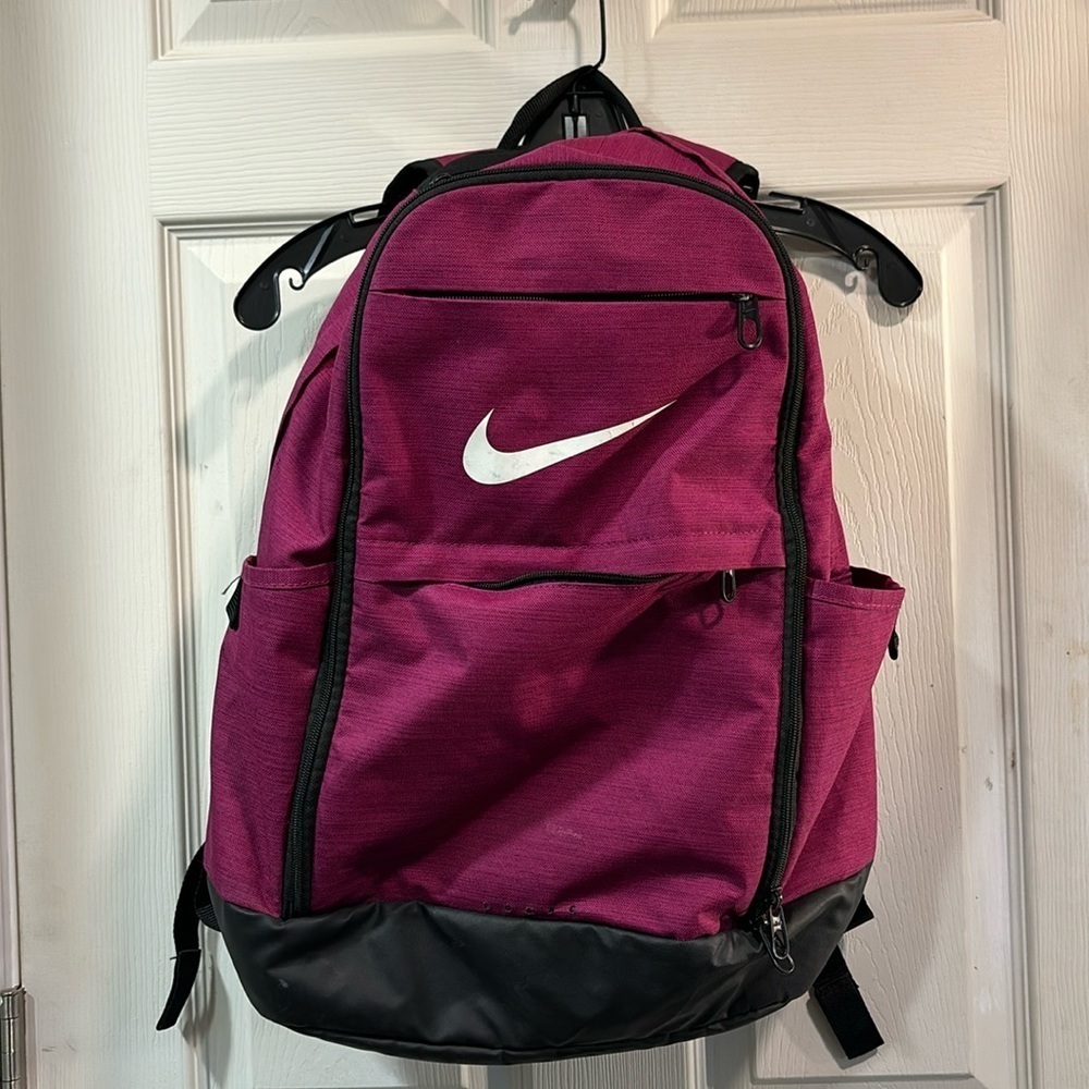 Nike Brasilia XL 9.0 Backpack True Berry